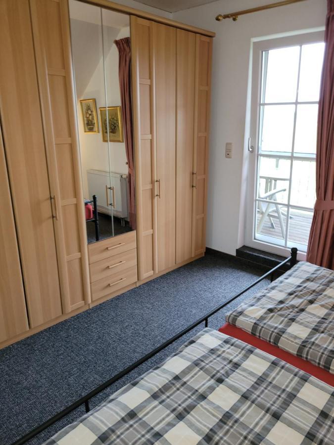 Grosse Ferienwohnung Heiligenstedten Exterior photo